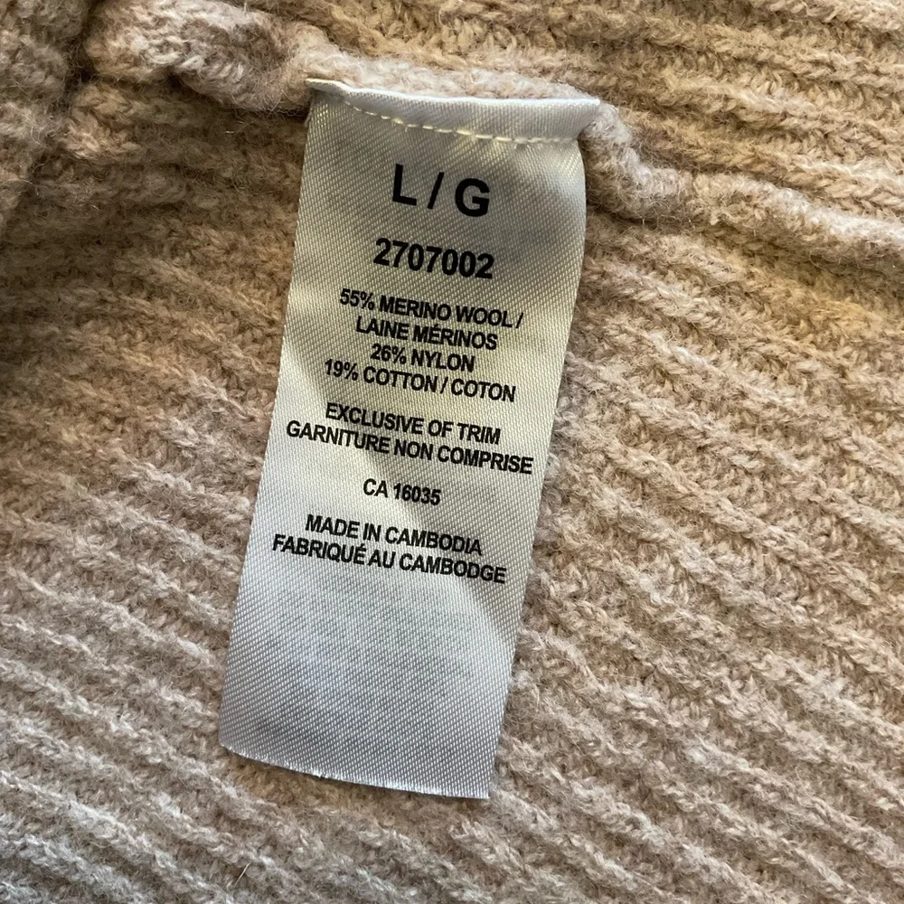 ✨ 🍂 Tahari Beige Women’s Turtleneck Sweater Merino Wool Cotton Blend Sz L - Picture 4 of 9